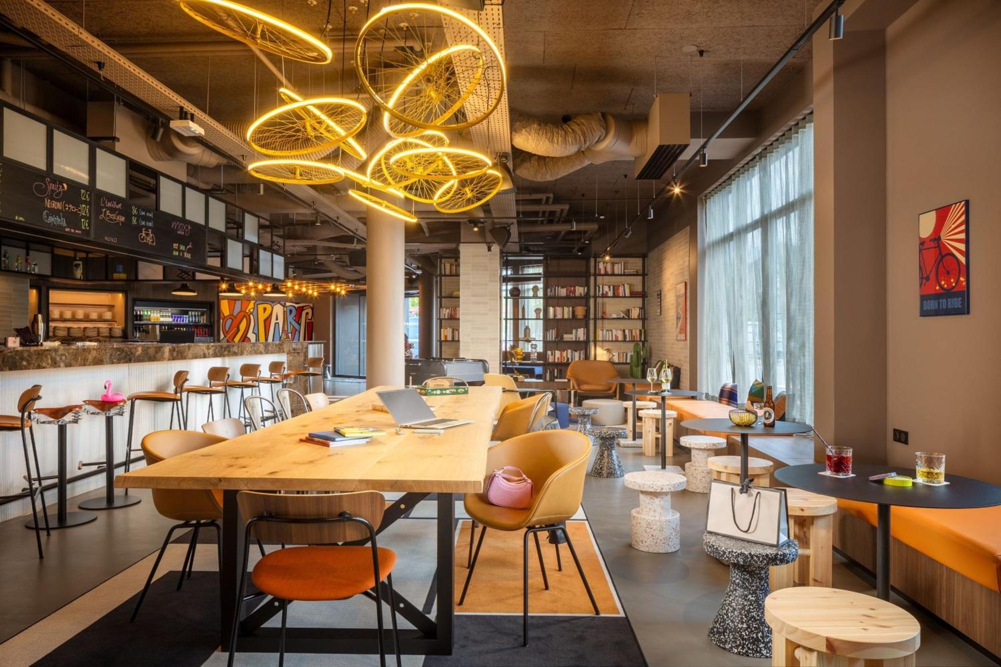 Moxy Paris Clamart Exterior foto