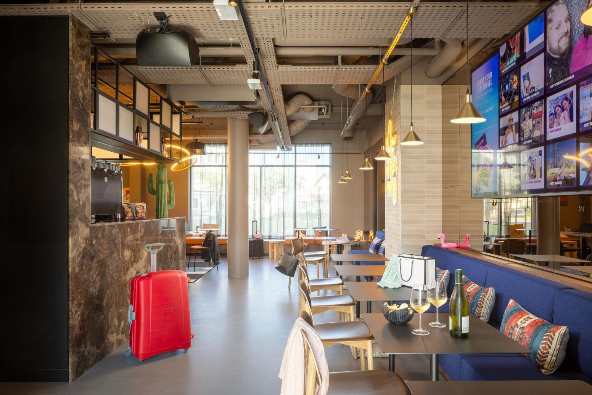 Moxy Paris Clamart Exterior foto