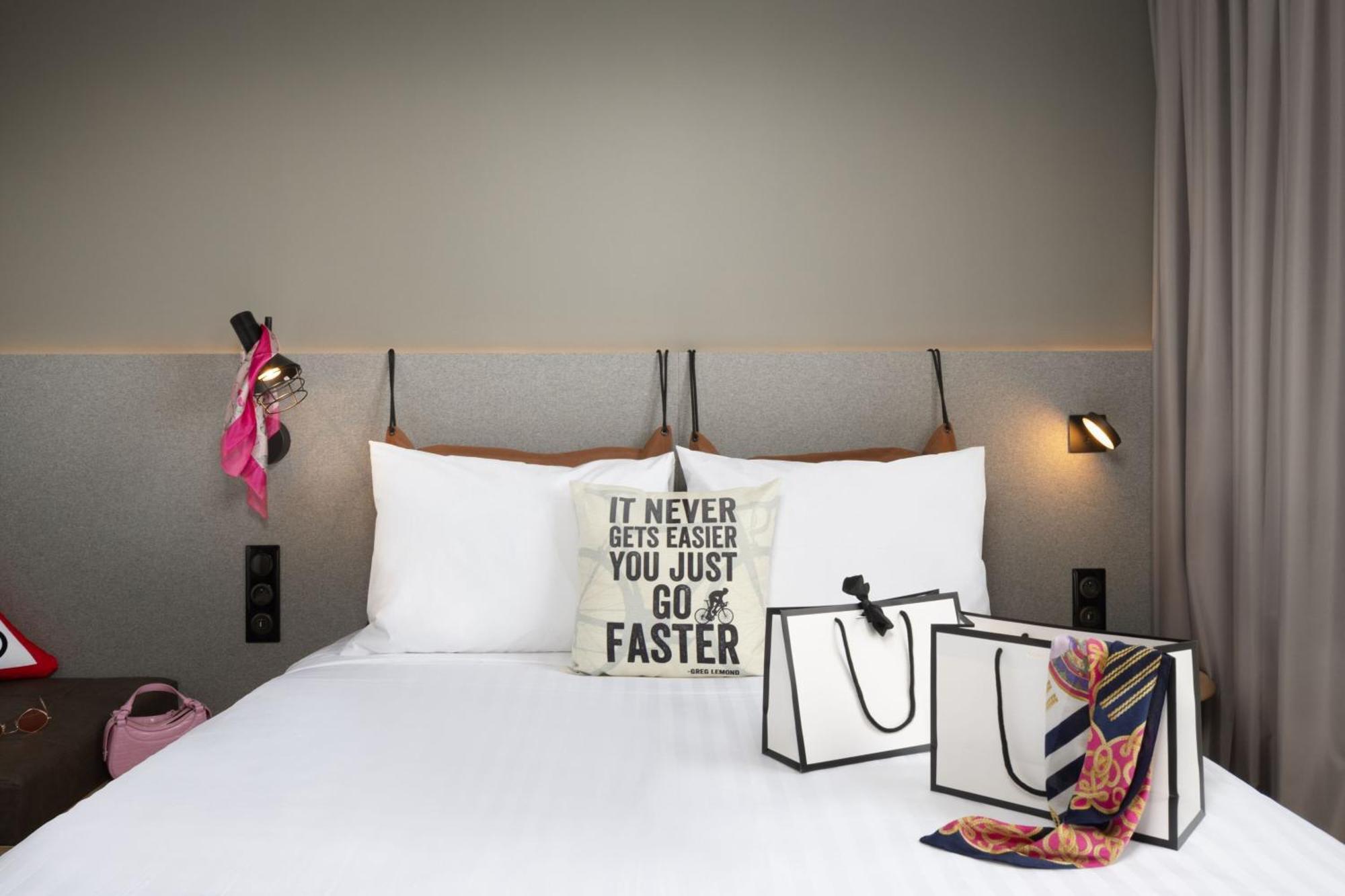 Moxy Paris Clamart Exterior foto