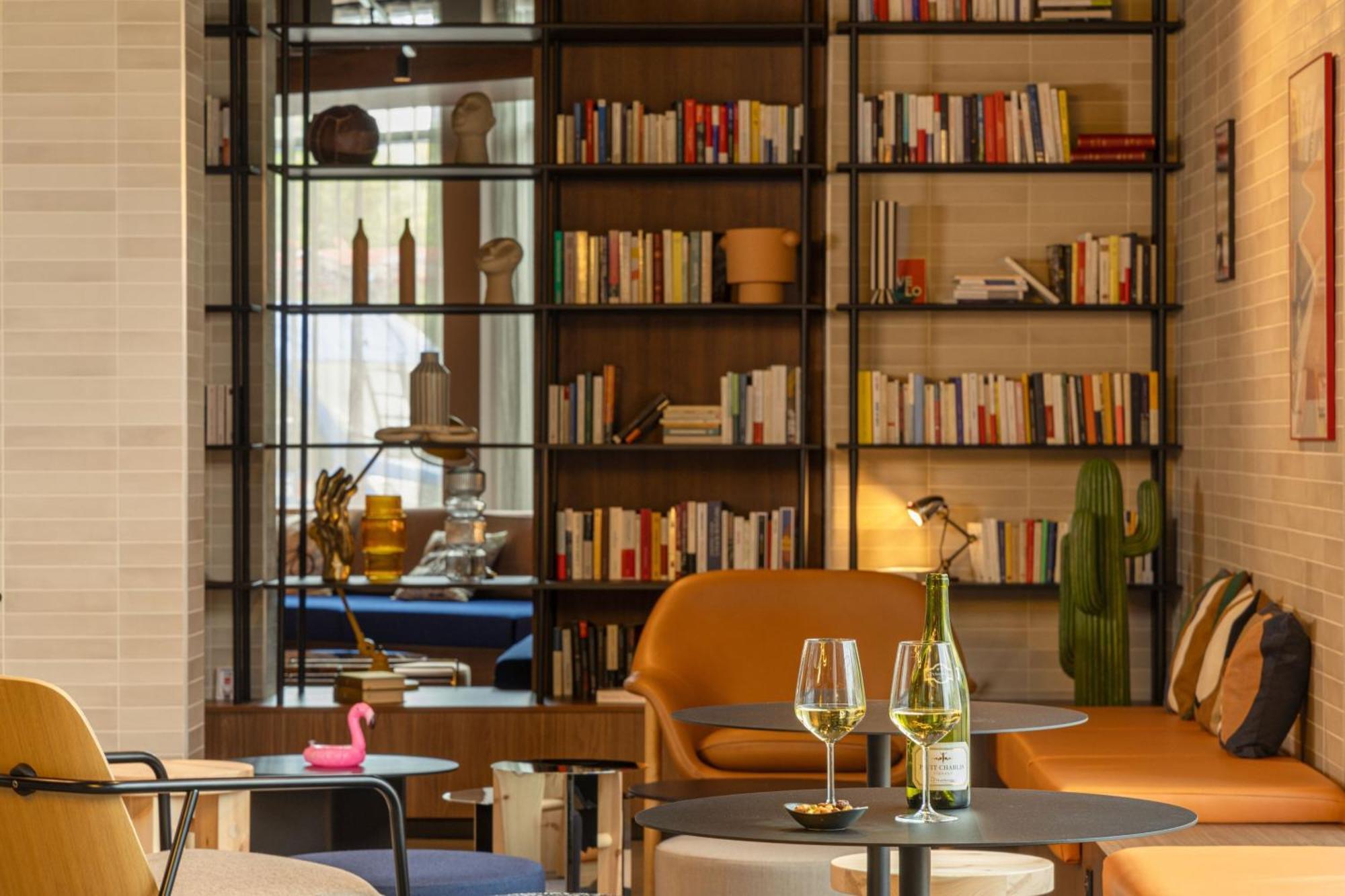 Moxy Paris Clamart Exterior foto